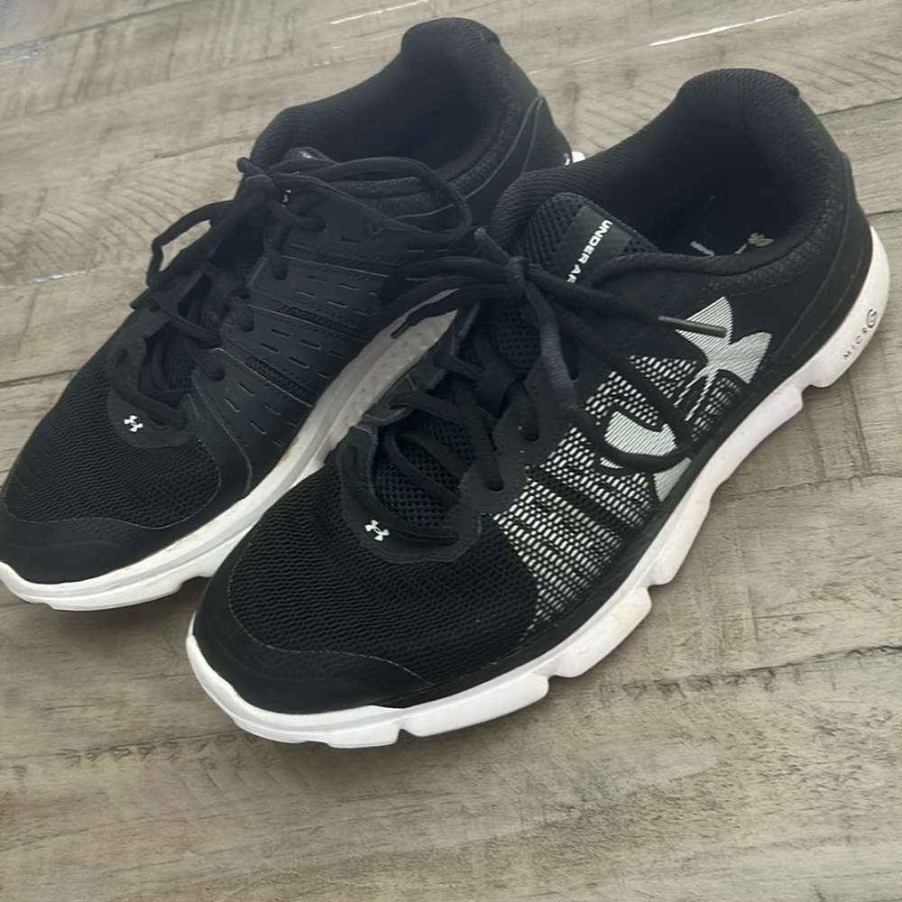 UNDER ARMOUR MICRO G Sneakers SPEED SWIFT I WILL Lightweight Black/White size 8